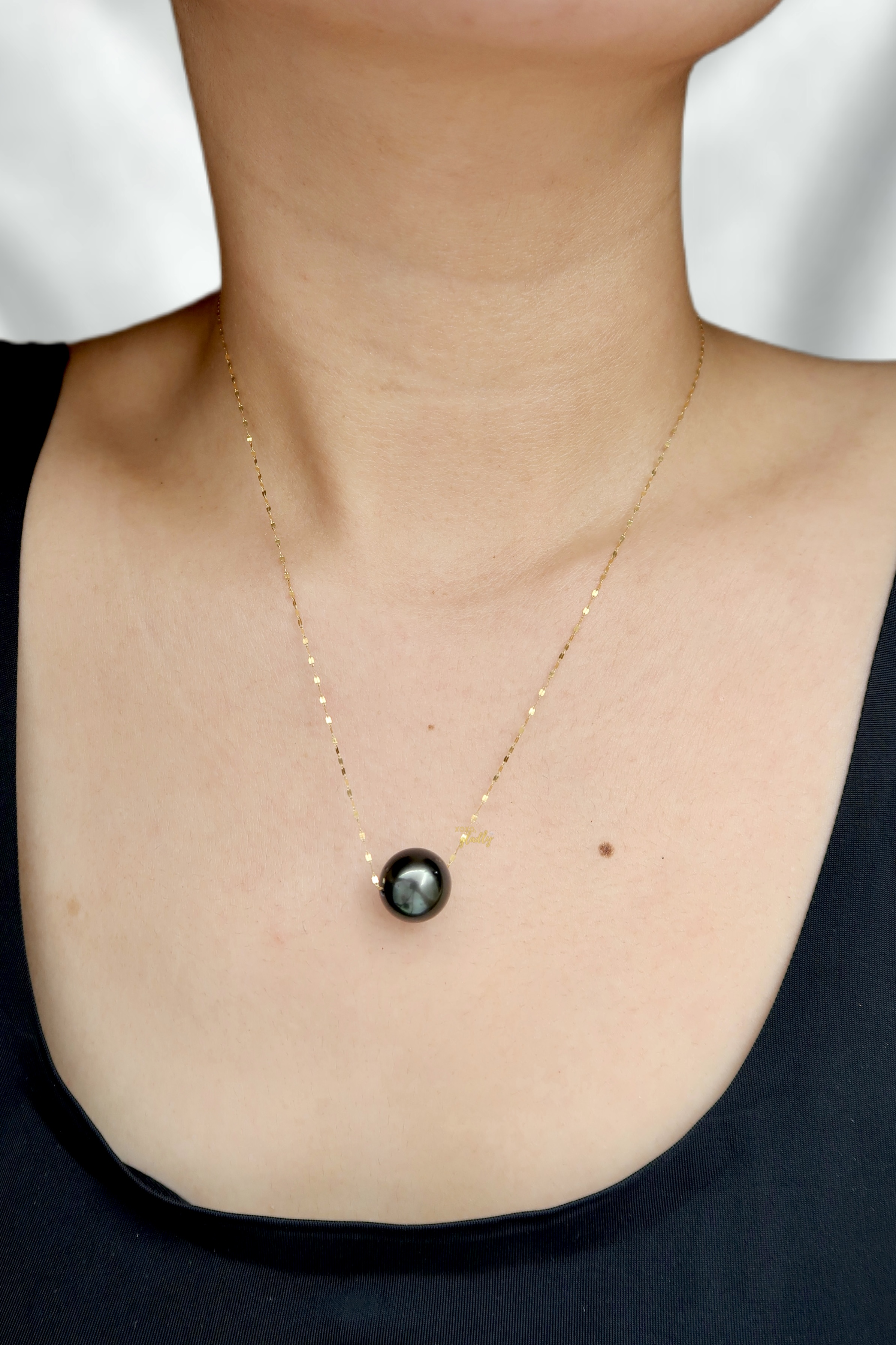 18K Gold Amari Necklace in Black