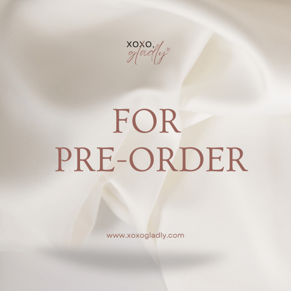 Beige Simpe Minimalist Elegant Luxury Jewelry Wedding Ring Instagram Post